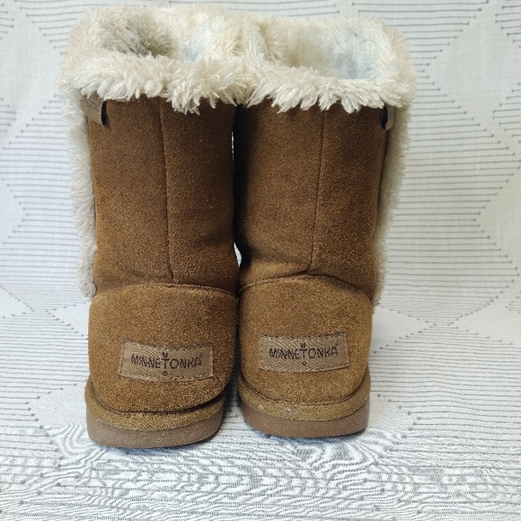 Minnetonka Boots size 8 - Picture 4 of 8
